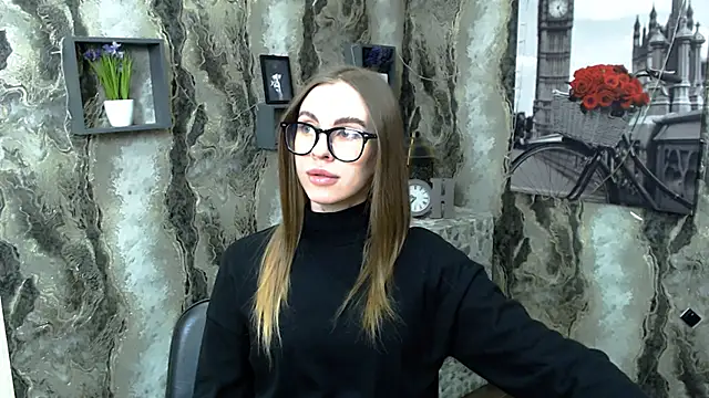 AlisaCatty  online show from March 7, 7:30 am