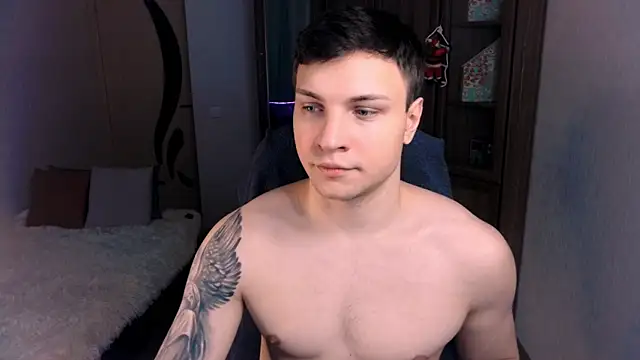 handsome guy01 online show from December 15, 11:31 pm