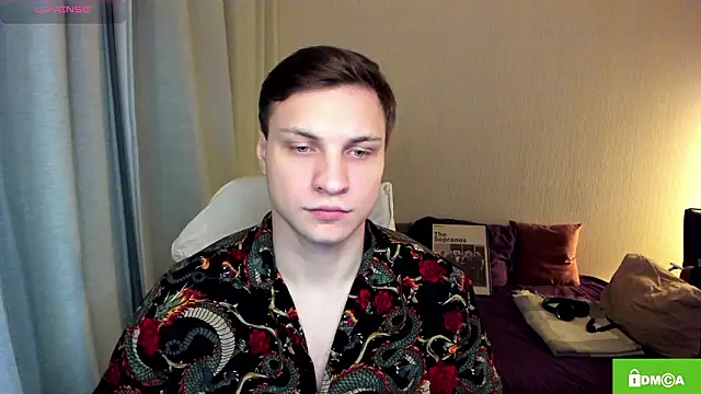 handsome guy01 online show from March 17, 9:29 pm