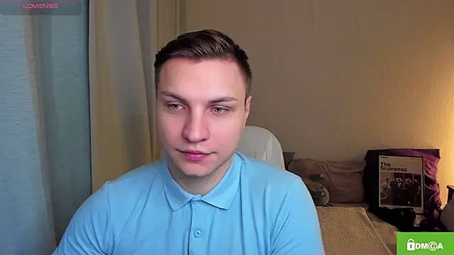 Snapshot of handsome_guy01 chatting on May 14, 11:33 pm handsome guy01 online show from May 14, 11:33 pm