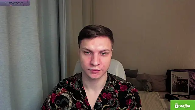 Snapshot of handsome_guy01 chatting on May 30, 9:23 pm handsome guy01 online show from May 30, 9:23 pm