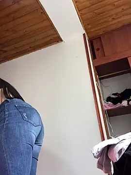 Snapshot of LorenaAmerica chatting on December 5, 8:33 pm LorenaAmerica online show from December 5, 8:33 pm