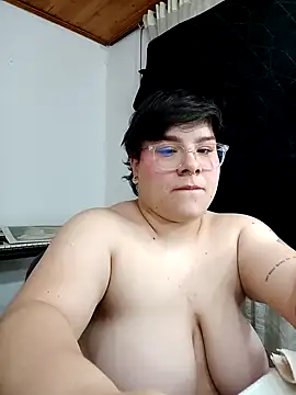 amalia love online show from December 15, 7:31 pm