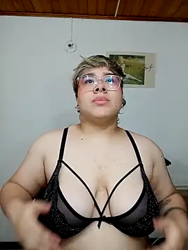 amalia love online show from February 22, 11:03 pm