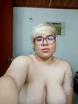 amalia love online show from October 24, 6:43 am