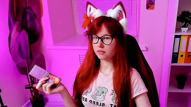 CarolGiggly online show from November 7, 12:21 am