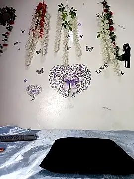 tiffany Bitch online show from September 10, 9:48 pm