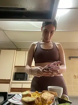 Praga Pink online show from February 19, 2:35 pm