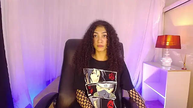 Snapshot of Aurora_ath chatting on January 18, 1:42 am Aurora ath online show from January 18, 1:42 am