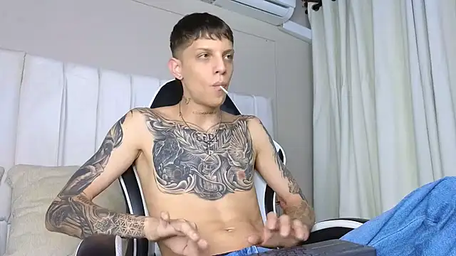 Snapshot of Adam_hard_ chatting on September 10, 7:25 pm Adam hard online show from September 10, 7:25 pm