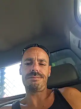 Snapshot of kjs_daddy123 chatting on June 28, 10:38 pm kjs daddy123 online show from June 28, 10:38 pm