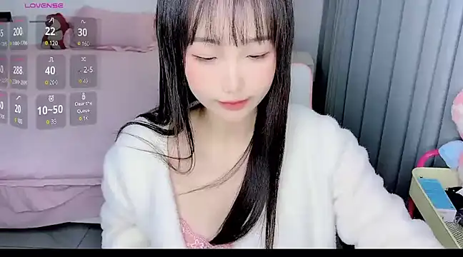 -Wendy   online show from February 14, 6:08 pm