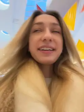 Lia  Love online show from November 27, 12:29 pm