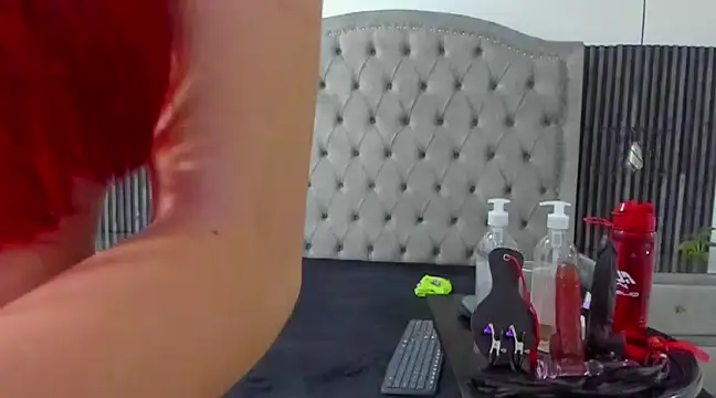 danna flame online show from March 6, 8:08 am