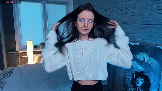 Snapshot of MerylHedley chatting on December 14, 10:13 am MerylHedley online show from December 14, 10:13 am