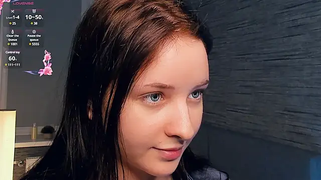 Snapshot of MerylHedley chatting on February 22, 10:07 am MerylHedley online show from February 22, 10:07 am