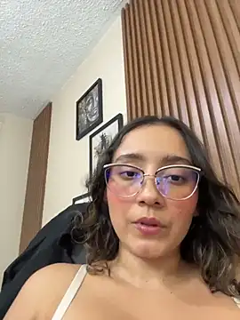 Kay LustyWife online show from April 21, 10:56 pm