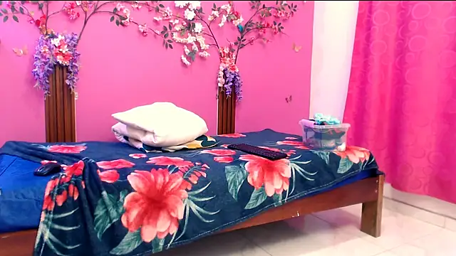 Snapshot of analdeepalejandra18 chatting on December 22, 7:11 pm analdeepalejandra18 online show from December 22, 7:11 pm