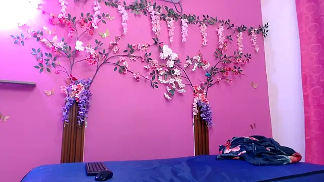 Snapshot of analdeepalejandra18 chatting on February 23, 7:11 pm analdeepalejandra18 online show from February 23, 7:11 pm