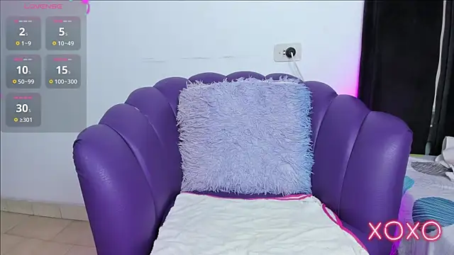 Kala Alia online show from December 3, 7:45 pm