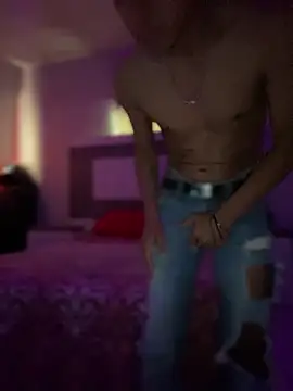 oiram27 online show from April 9, 9:42 pm