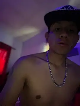 oiram27 online show from April 17, 8:56 pm