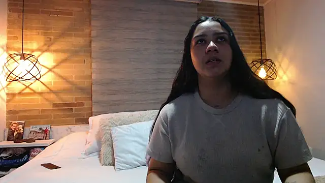 Scarlett Jazmin online show from December 5, 8:45 am