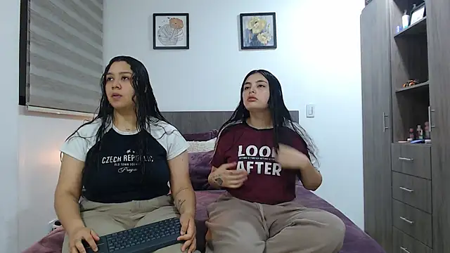 Snapshot of Scarlett_Jazmin chatting on May 6, 3:46 am Scarlett Jazmin online show from May 6, 3:46 am