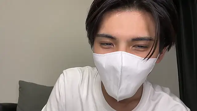 Lio kun online show from December 20, 3:10 pm