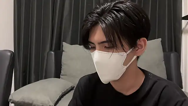Lio kun online show from June 10, 1:10 pm