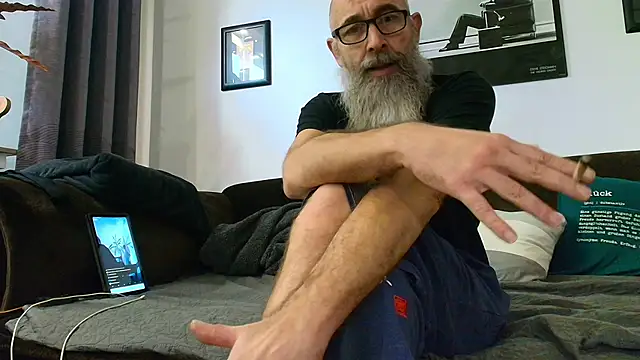 Kingsscepter online show from October 23, 1:32 pm