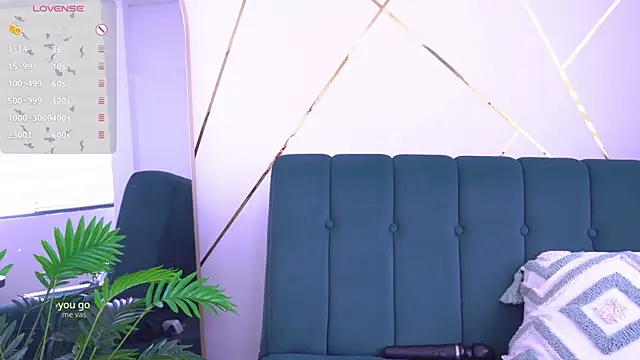 b3llaspringg online show from September 26, 8:13 pm