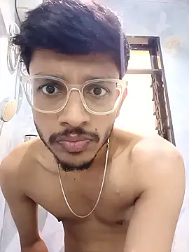 skinnyyyyyyyyy online show from October 11, 4:44 am