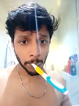 skinnyyyyyyyyy online show from February 12, 4:40 am