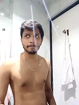 skinnyyyyyyyyy online show from June 19, 4:39 am
