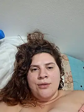 Snapshot of MartinaGuzmann chatting on November 19, 7:08 am MartinaGuzmann online show from November 19, 7:08 am