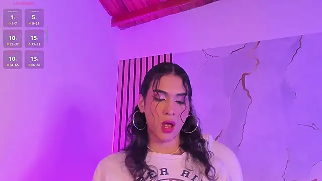 MiaCavallii  online show from October 7, 3:36 am