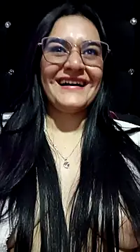 Snapshot of Hanna_Kinsley chatting on March 7, 3:40 am Hanna Kinsley online show from March 7, 3:40 am