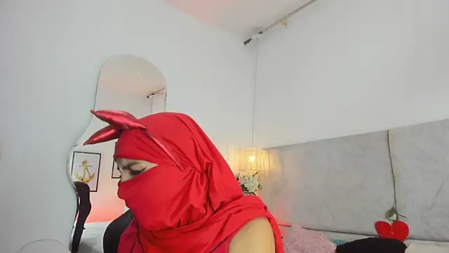 naomiii   online show from February 20, 11:43 am