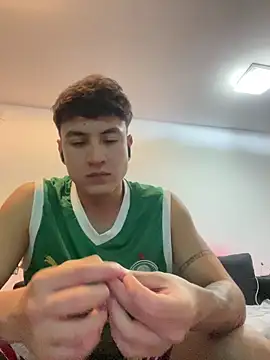 LCarreraa online show from March 2, 1:08 am