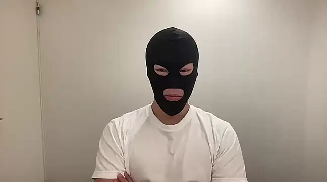 Snapshot of Ash_zzz chatting on March 19, 12:23 pm Ash zzz online show from March 19, 12:23 pm