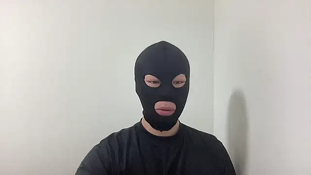 Snapshot of Ash_zzz chatting on March 23, 3:32 am Ash zzz online show from March 23, 3:32 am