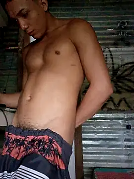 tayson  online show from February 25, 9:57 pm