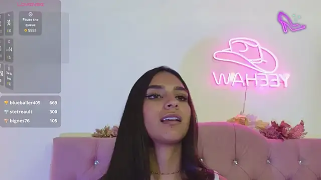 Snapshot of Jazmin_tay chatting on February 4, 1:23 am Jazmin tay online show from February 4, 1:23 am