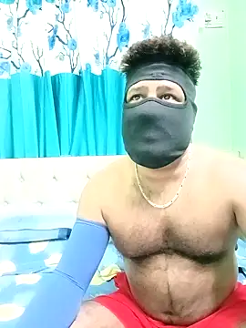monaa online show from May 6, 8:14 pm