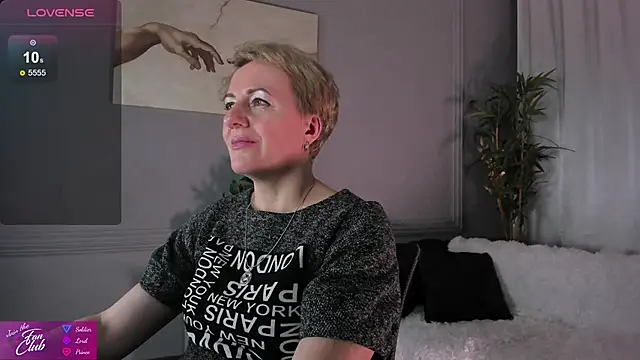 Nika Smit online show from January 25, 11:13 am