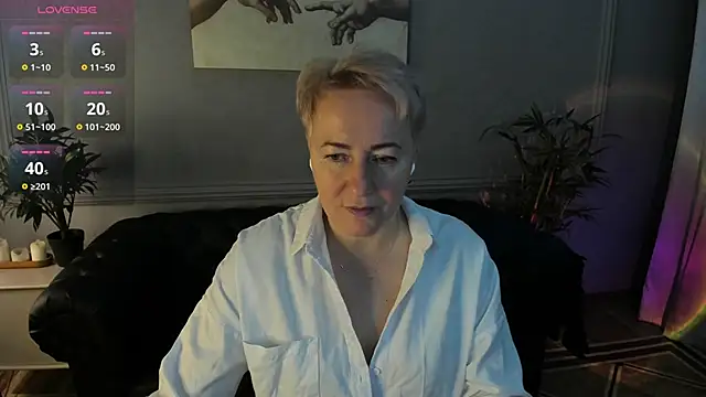 Nika Smit online show from November 15, 5:49 am