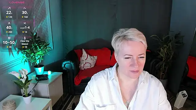 Nika Smit online show from February 7, 5:33 am