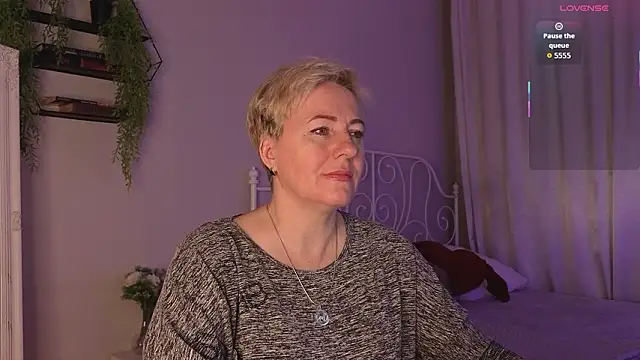 Nika Smit online show from February 28, 5:19 am