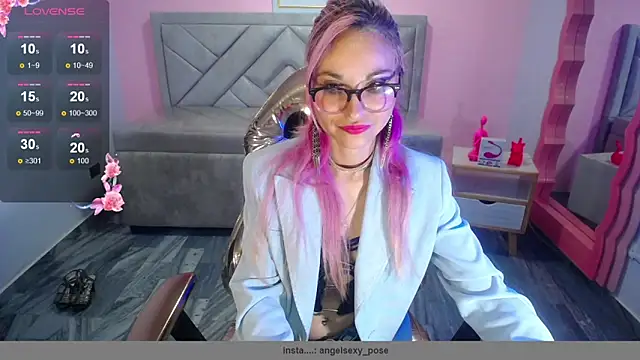 abril ch  online show from November 7, 10:48 am